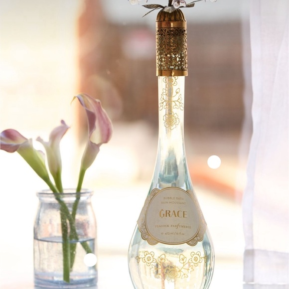 NWT Peacock Parfumerie Bubble Bath in Grace - Picture 1 of 6